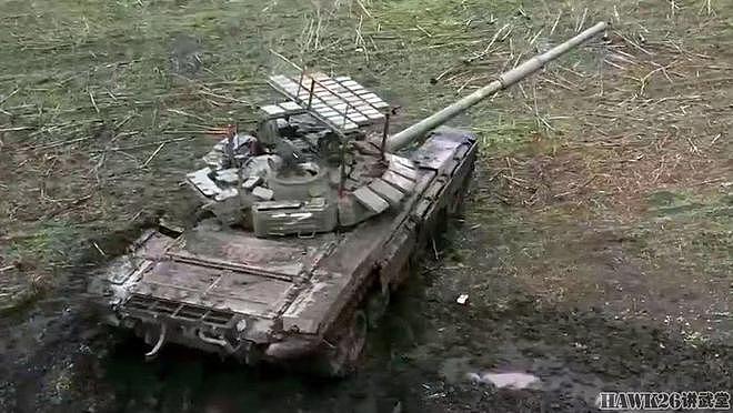 俄军T-72坦克顶部格栅装甲又有新变化 增加反应装甲 提高防御效果 - 1