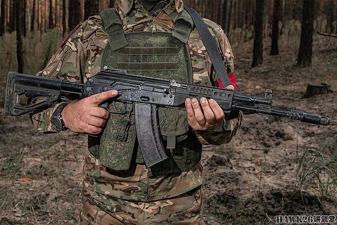 解读：卡拉什尼科夫公司摄影展 俄军前线士兵如何改装自己的武器 - 1
