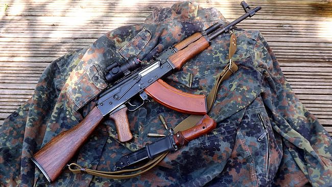 生产简单 制造成本低 大口径 铸就AK-47成为世界名枪 - 7