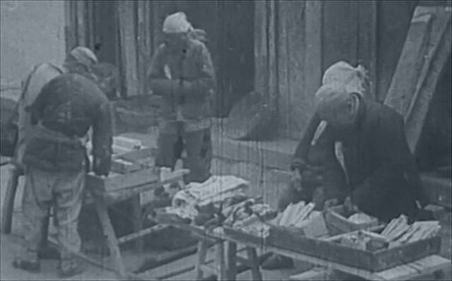 1939年河北一小贩给日军搓澡，被乡亲们唾骂，后来才知他是英雄 - 4