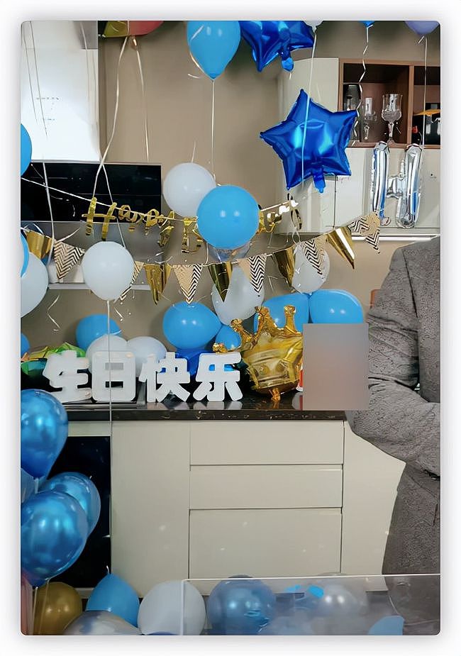 王小骞为丈夫高调庆生，送3千元蛋糕被指豪横，同吃长寿面太甜蜜 - 2