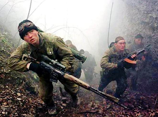 残酷的格罗兹尼巷战：1000俄军仅10人幸存，地狱惨状让美国都感叹 - 9