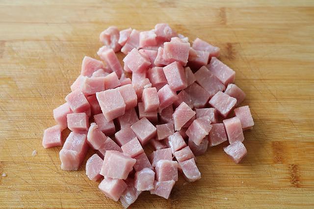可以当零食吃的猪肉做法，焦香有嚼劲，不用油炸，健康又解馋 - 5