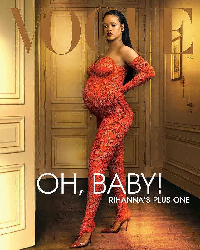 辣妈蕾哈娜挺9个月孕肚登Vogue！躺浴缸露孕肚，连体蕾丝装更性感 - 1