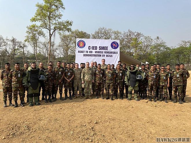 孟加拉举行维和行动演习 士兵手持中国81-1步枪 美军到场观摩 - 10