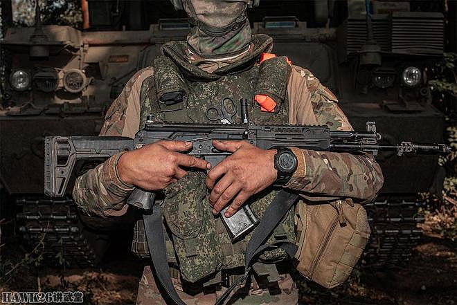 解读：卡拉什尼科夫公司摄影展 俄军前线士兵如何改装自己的武器 - 29