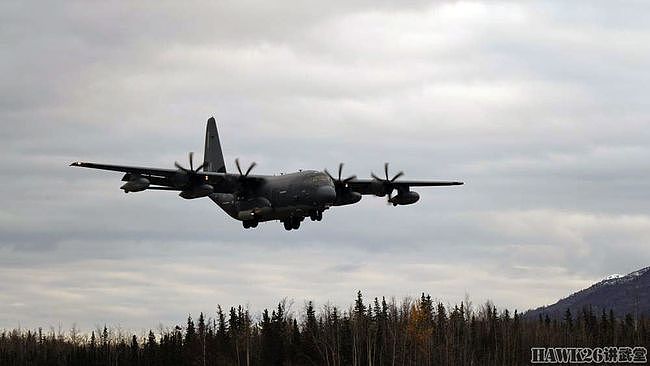 美军第212救援中队实战演习 搭乘C-130抵达现场 快速展开武装营救 - 1