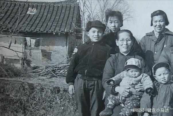 江西一农妇来到北京探望好友遭拒之后，亮出身份，竟是陈毅之妻 - 30