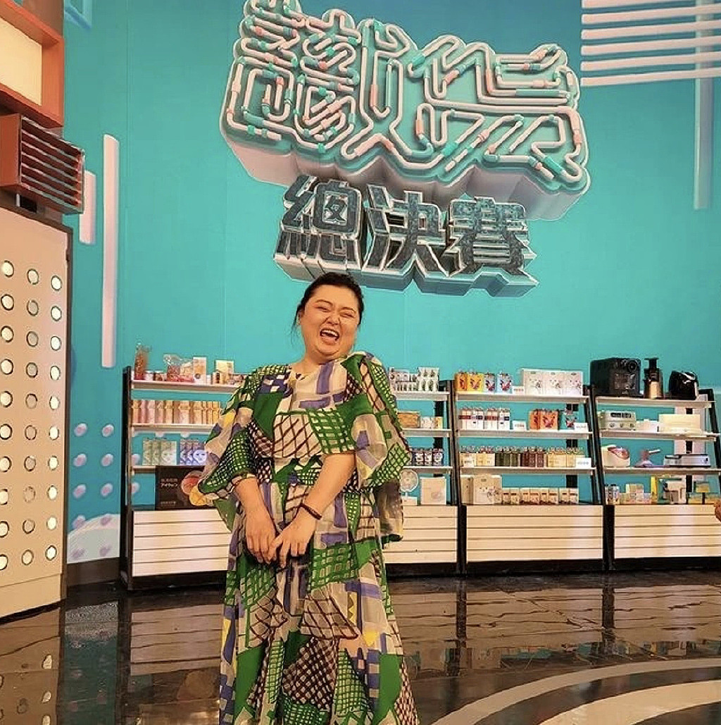 陈嘉佳在广州开店卖海味，开业直播大卖520万，已离巢TVB长居内地 - 9