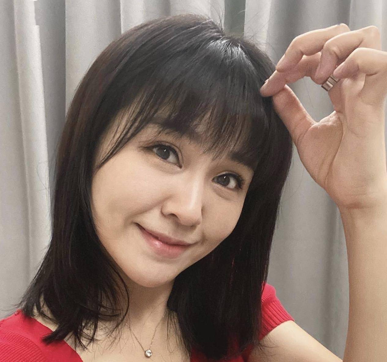 又走一个！33岁TVB著名女星宣布离巢，已转行成媒体主任月入6.7万 - 2