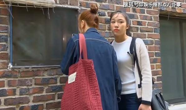韩国女星曝光演艺圈黑暗面：女团成员被骚扰，只能躲在厕所里吃饭 - 8