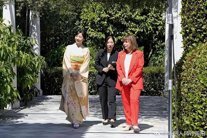 日本佳子公主独自访问希腊！穿了一身和服，希腊美女总统亲自接待 - 4
