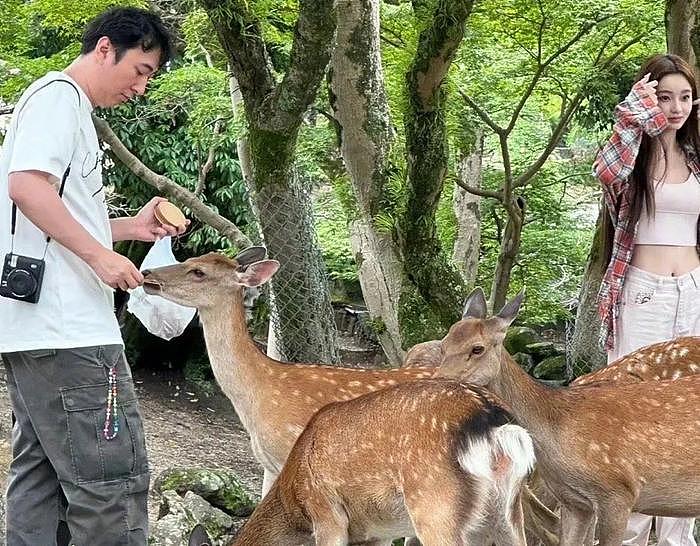 王思聪也吃回头草？陪前女友逛街坐游艇享乐，被嘲是地陪破防回怼 - 8