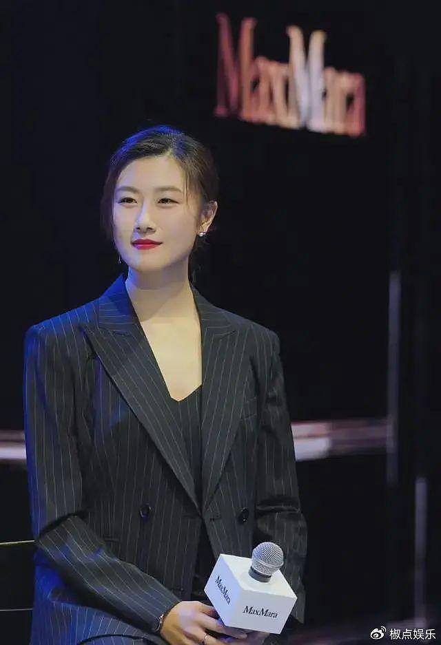 退役后的4位国乒女将，郭跃变得最美，丁宁改头换面，她嫁得最好 - 6