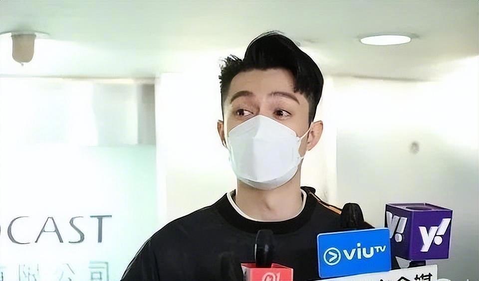又走一个！周柏豪宣布离巢约满离巢TVB，乐观回应多次被网友围攻 - 3