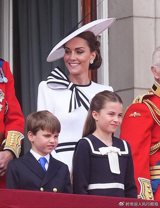 凯特王妃终于来了！带王室三宝出席庆典，穿白裙亮相瘦得让人心疼 - 10