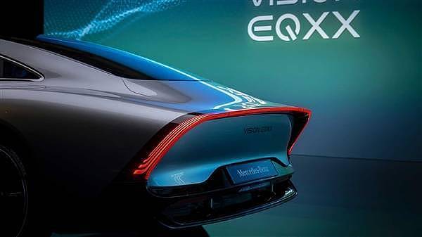 风阻系数史上最低 内置47.5英寸LED屏：奔驰VISION EQXX概念车正式发布 - 5