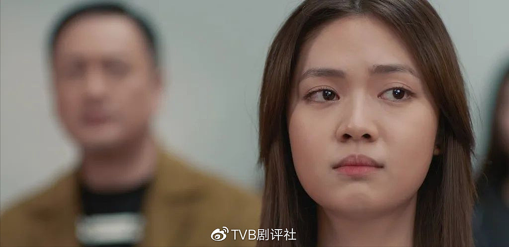 TVB小花演技被批不够自然，入行5年备受力捧，获封钟嘉欣2.0 - 5