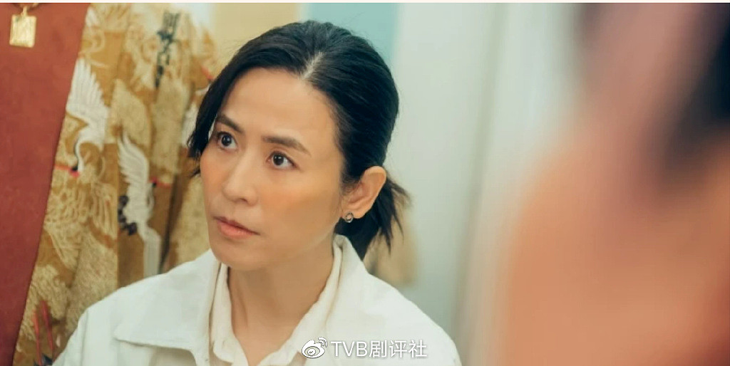 前TVB花旦复出拍剧，52岁更有女神气质，不排除回娘家接戏 - 3