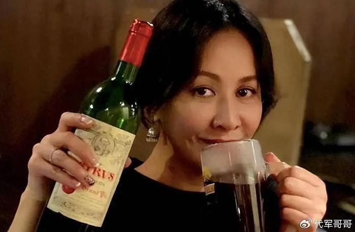 娱乐圈嗜酒如命的10位女明星， 一个比一个能喝，看看都是谁 ？ - 6