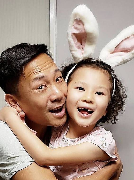 恭喜！TVB离巢戏骨陈国邦签约英皇，10岁女儿曾参演《梅艳芳》 - 10