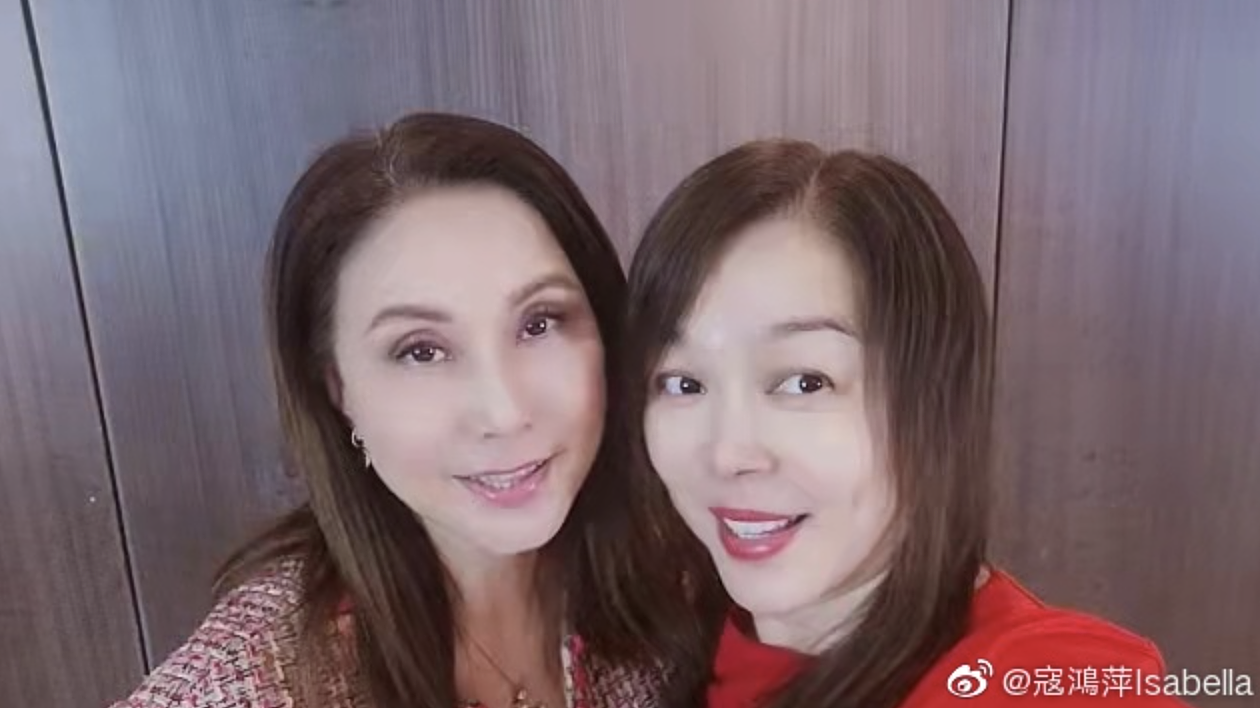 54岁陈加玲出席聚会罕露脸，退圈后经商成富婆，身家过亿至今未婚 - 7