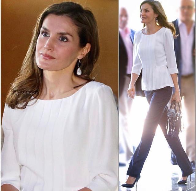 51岁西班牙王后是最会穿白衬衫的女人，配九分裤、半身裙时髦洋气 - 5