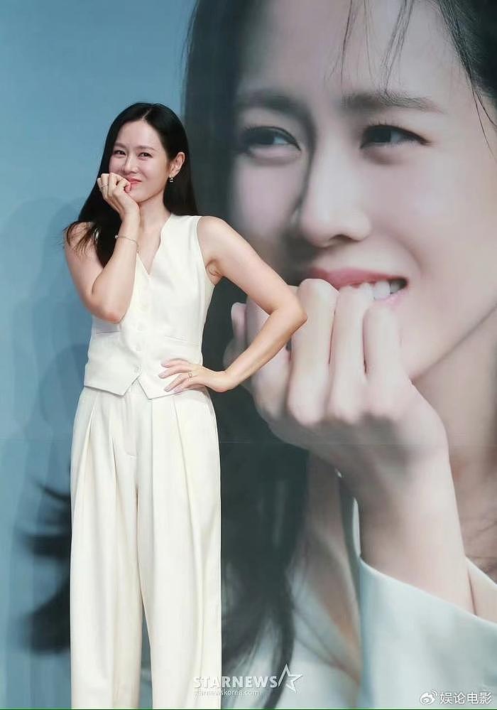孙艺珍电影在富川电影节展映，招牌笑容太甜了，还将继续表演工作 - 4
