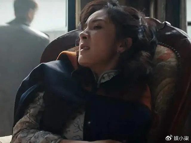 杨幂新剧《哈尔滨1944》遭群嘲，演技用力表情飞，跟王鸥对比尴尬 - 8