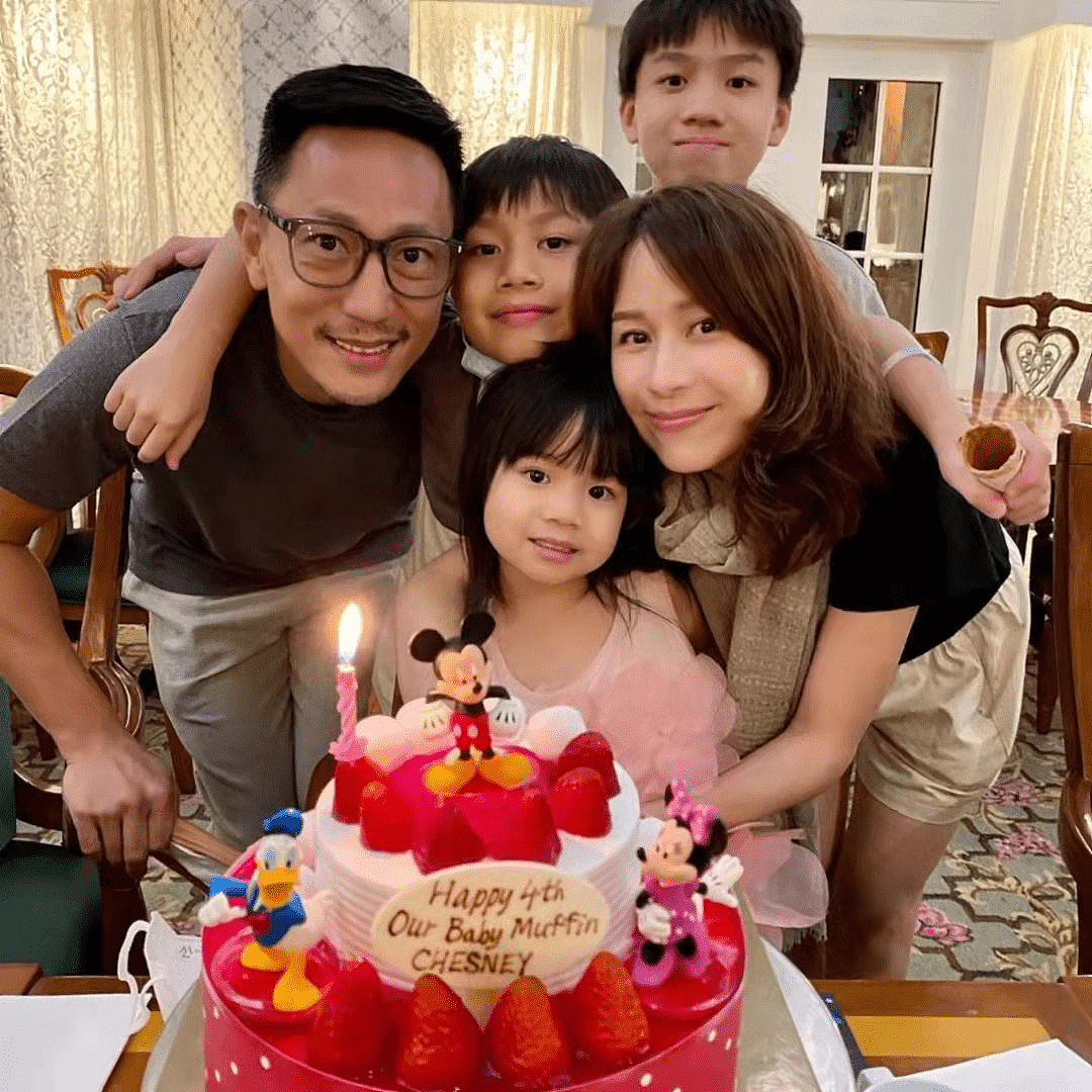 少女味！46岁前TVB“翻版刘嘉玲”为女儿庆生，美貌十年如一日 - 5
