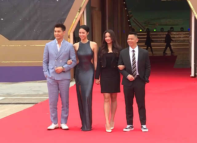 TVB2022年节目巡礼：明星们的打扮有点土，但采访环节是真敢讲 - 8