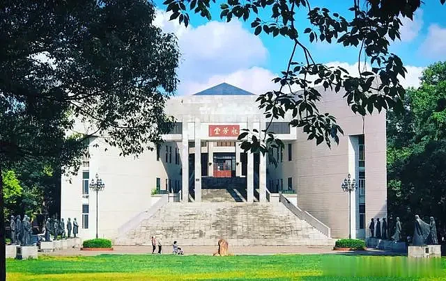 中国哪个大学鬼故事最恐怖？