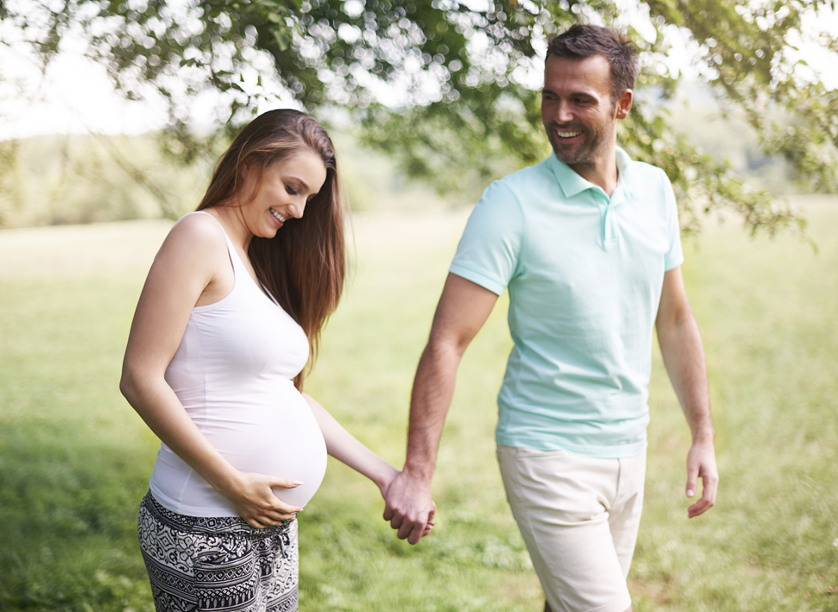 孕早期和中期别去这三个地方，晚期最好能忍住别去，有科学依据 - 5
