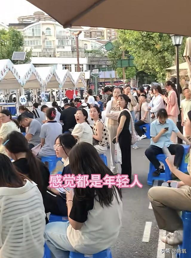 65岁打工人下午茶喝什么？一杯中药奶茶感受超绝老人松弛感 - 26