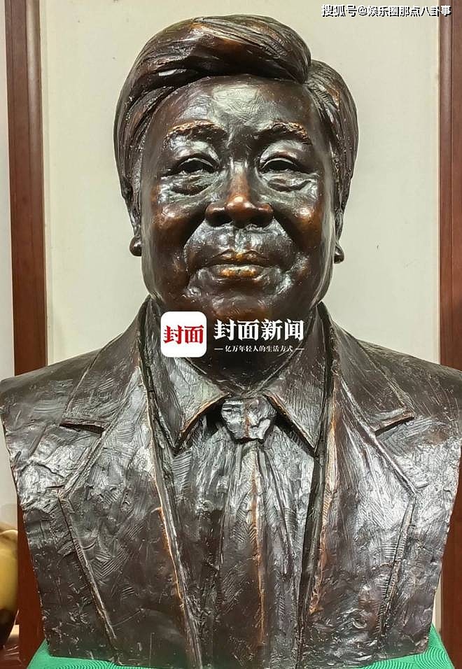 赵忠祥塑像1月16日揭幕 遗孀张美珠将露面 - 1