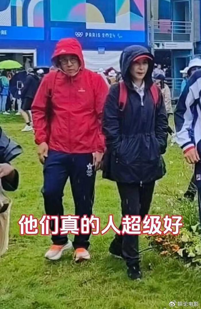 网友偶遇霍启刚郭晶晶，霍启刚还给他们拍照，霍震霆霍启山也在 - 3