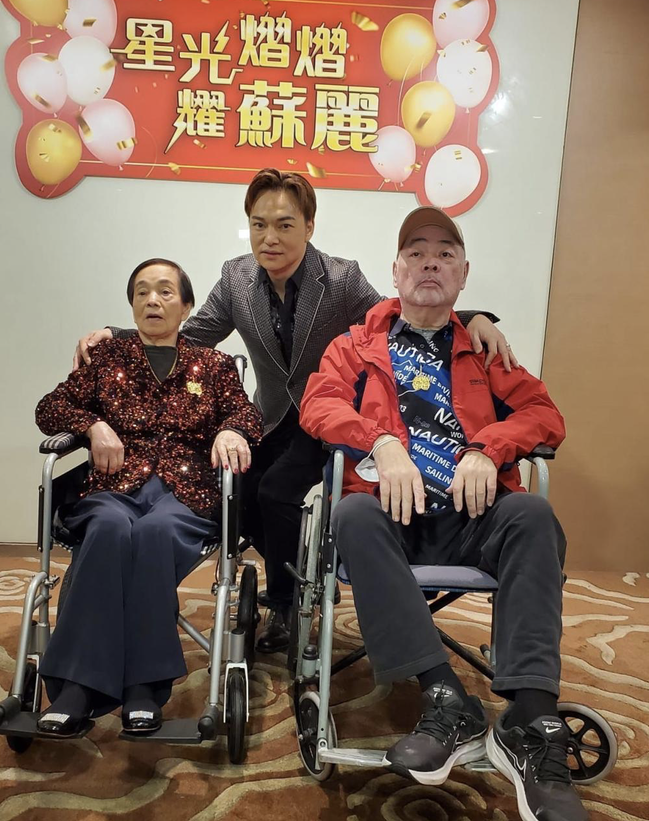69岁香港歌手确诊后病情恶化，持续发烧血氧量低，医生坦言不乐观 - 4