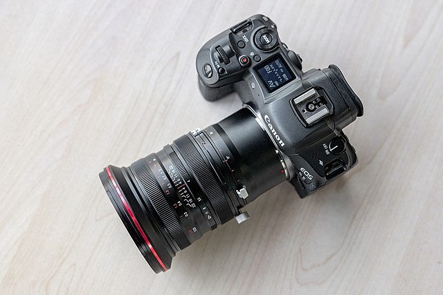 老蛙20mm F4镜头评测：调节能力丰富 玩转移轴拍摄 - 18