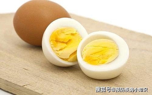 每天一个水煮蛋有好处，但也要了解禁忌，吃完鸡蛋最好别吃这几物 - 1