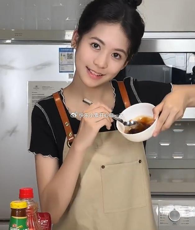 翁虹16岁女儿准备出道，酷爱做美食，遗传了妈妈的高颜值 - 10