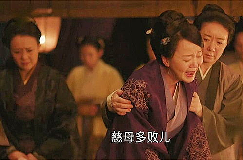 10部“孩比妈大”剧：最大差12岁，有人戏外夫妻、戏内演母子 - 13