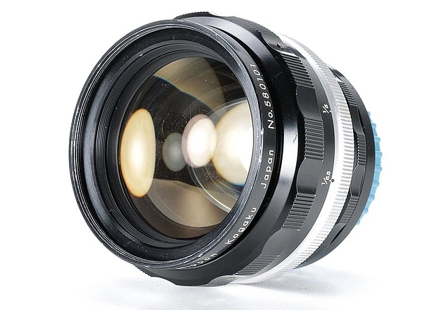 尼康镜头最高拍卖价：Nikkor 58mm f/1.0拍出约130万元 - 1