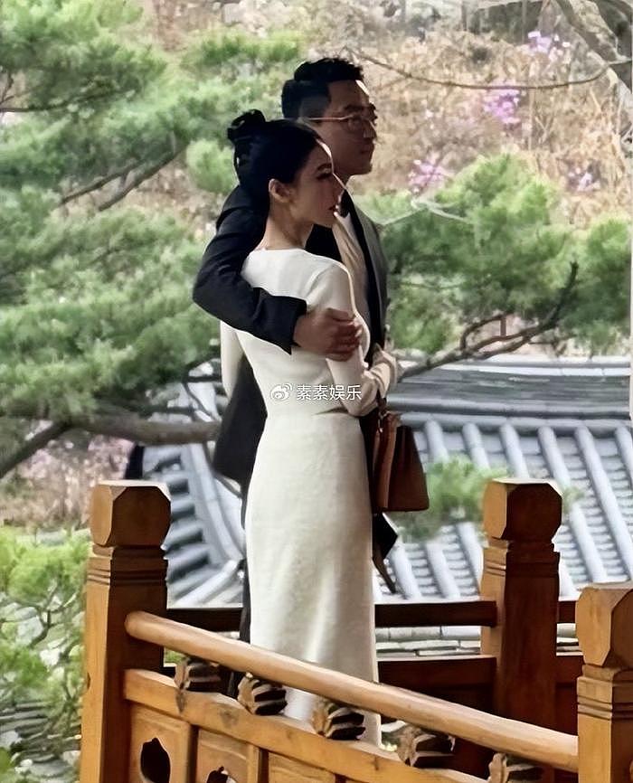 汪小菲正式公开未婚妻合照，两人搂肩对视甜笑，夫妻相很浓 - 4