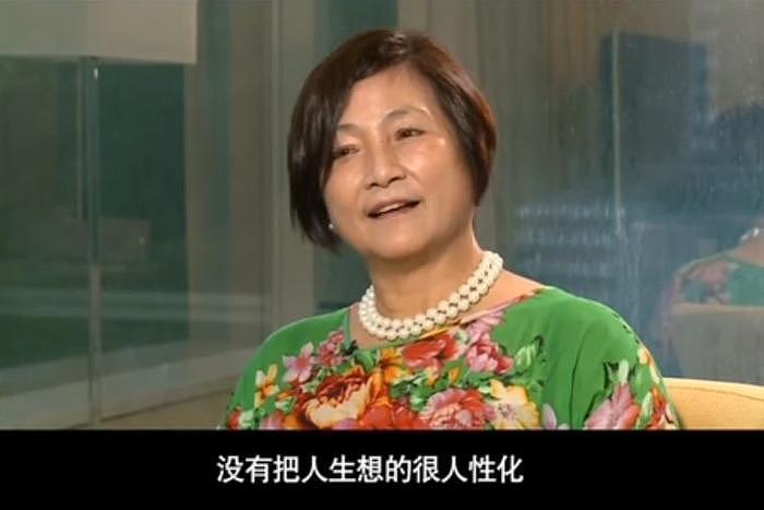 曝郑佩佩去世：为生儿子流产4次，儿媳患癌没钱治，被亦舒抢男友 - 12