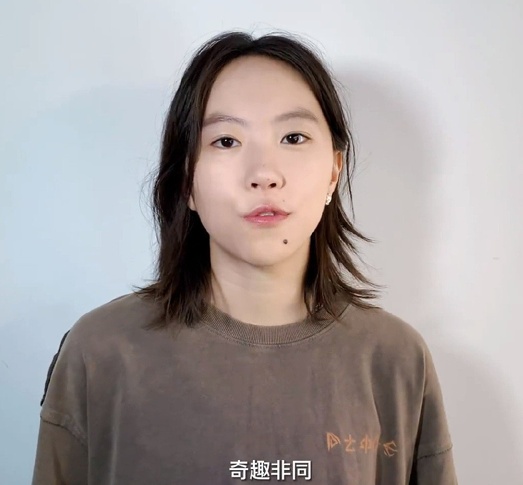 众星为动画盛典录视频宣传：刘亦菲刘诗诗滤镜开太大，脸型都变了 - 10