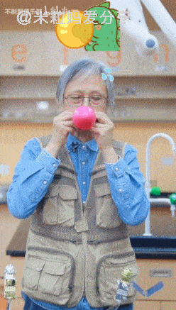 ​72岁的“科学姥姥”火遍全网！她用“魔法”帮孩子们找到学习动力！ - 4