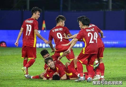 点球3-5！世界第198险爆冷门，越南U21晋级决赛，又打击中国男足 - 1