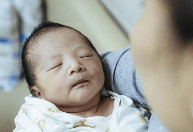 3月是断母乳的“高效期”，避开3个误区，宝妈和孩子都不受罪 - 5