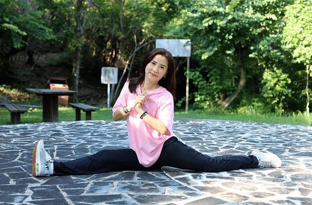 TVB艺人祝文君因肺癌去世，年仅55岁，曾出演周星驰的《食神》 - 7