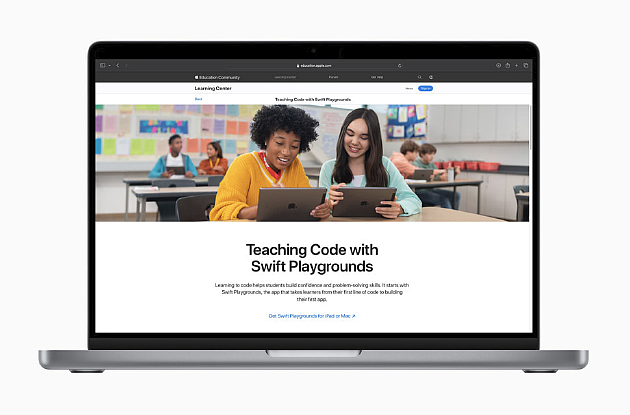 苹果与亚拉巴马州的七年级生活科学课教师Tina Lewis等全球教育工作者合作，向学生传授App开发技能。